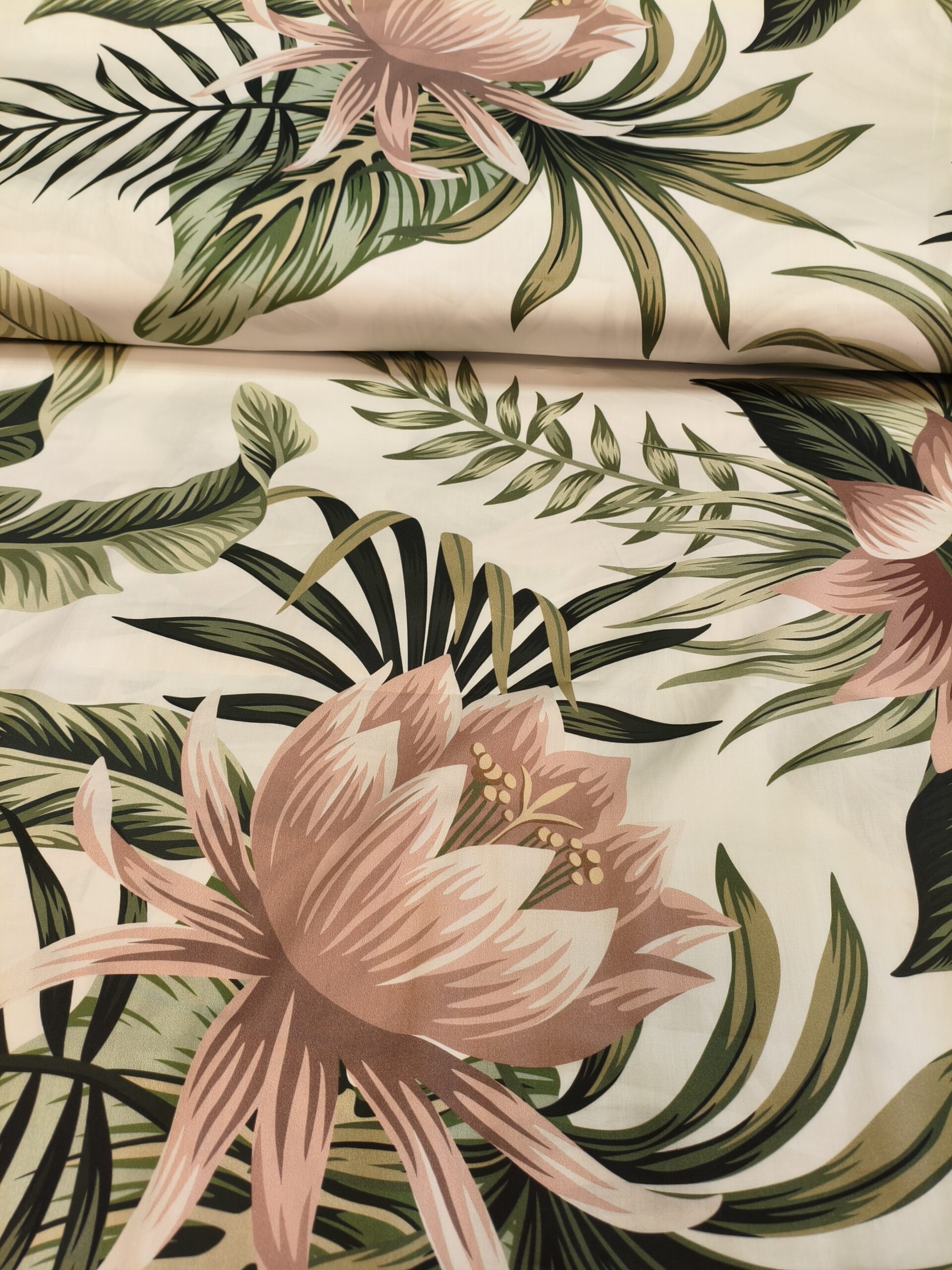 Satino audinys "Egzotika" - Image 2